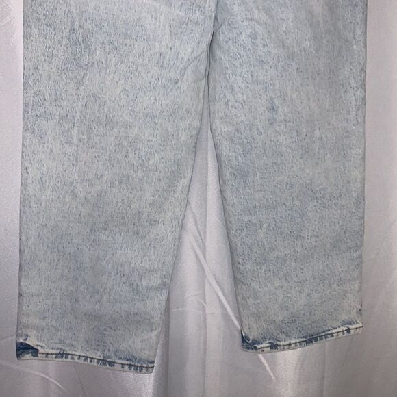 NWT universal threads vintage straight light‎ wash jeans. Size 10 Short - Picture 6 of 13